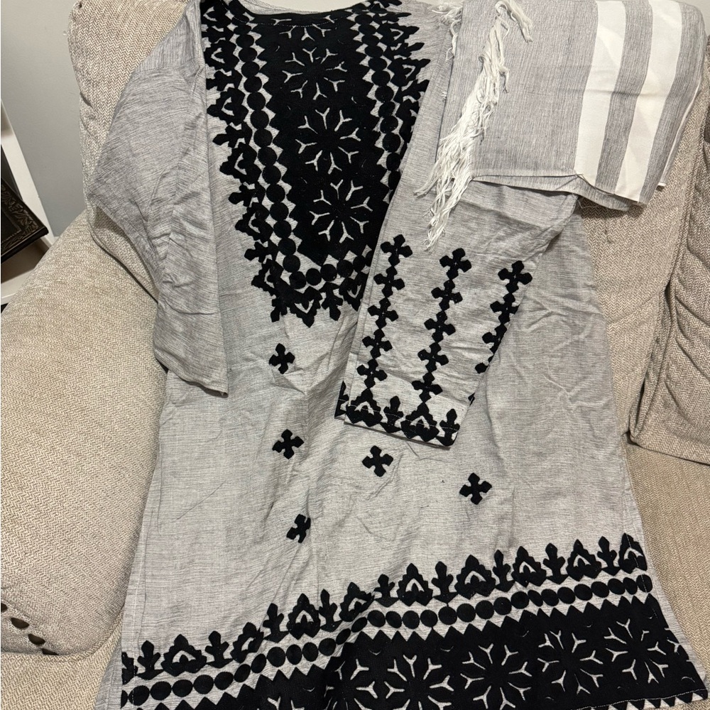 Elegant Gray and Black Women's Top